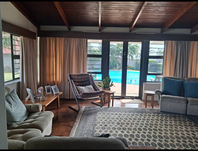 3 BEDROOM HOUSE FOR SALE IN BLUFF